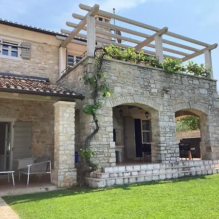 Oliva Istria Villa Vizinada