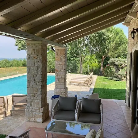 Oliva Istria *